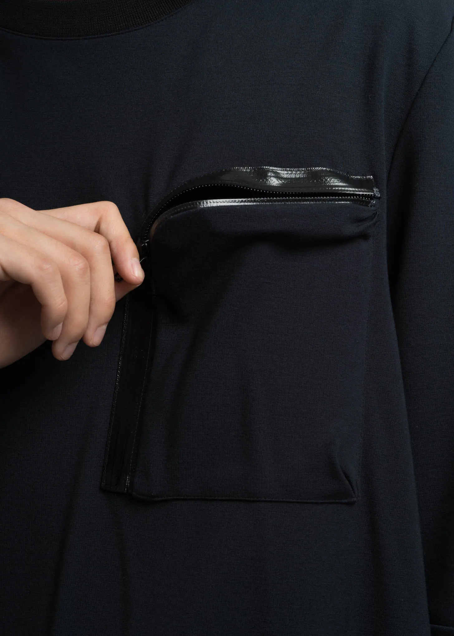 Black Cassady Crew w/ Bungee Detail