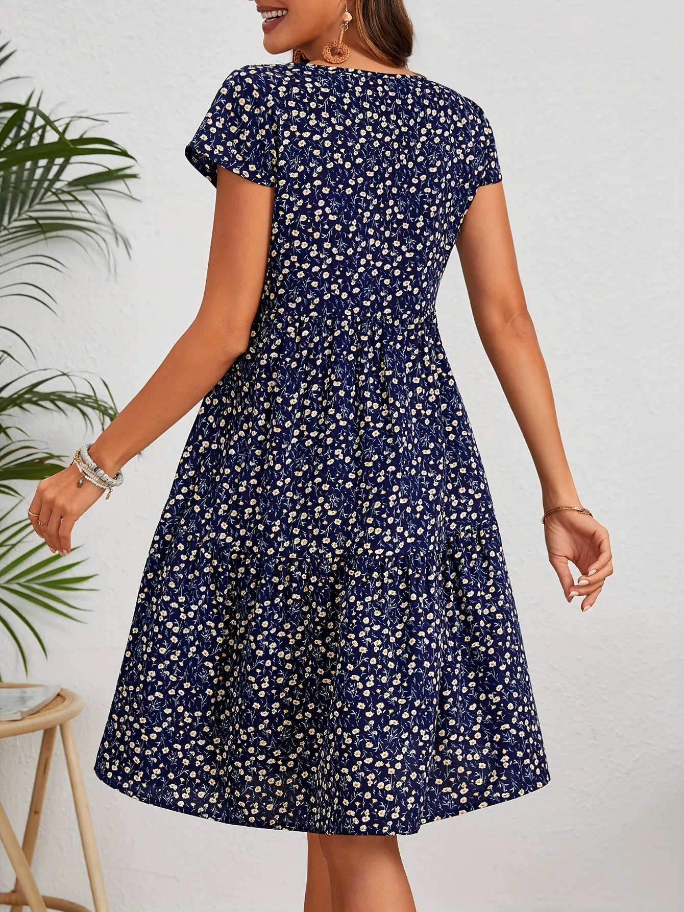Callista - Floral Crew Neck Dress