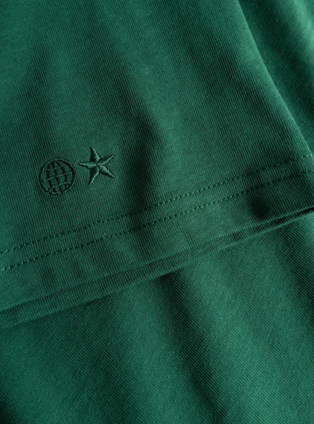 CP X GLOBE STUDIOS Star Classic T-shirt (Globe club campaign)