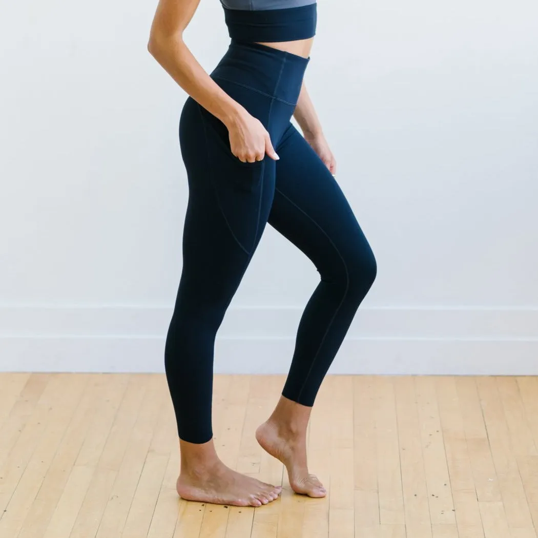 Focus Leggings - Navy | MT LUXE