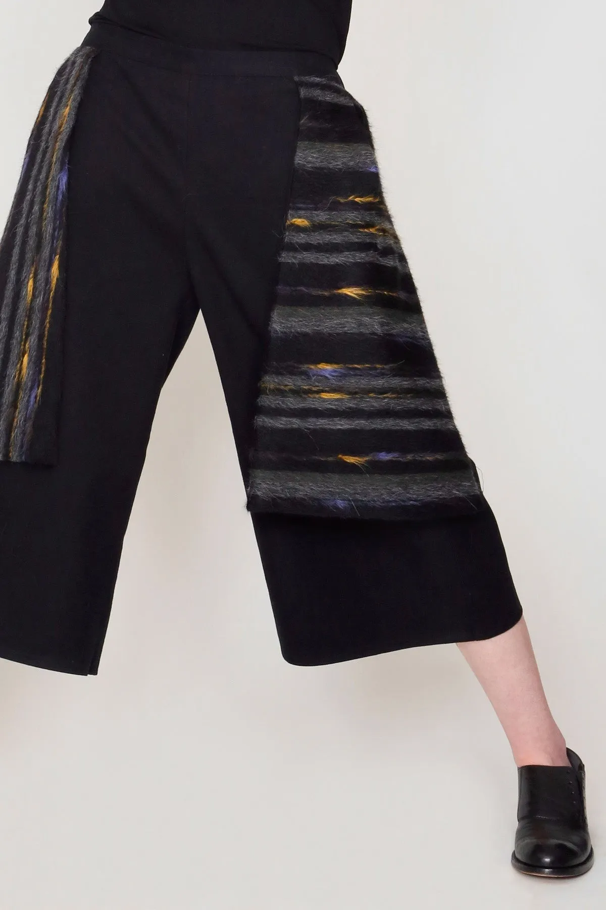 Multicolor Striped Alpaca Hair and Black Brushed Cotton Oversized Holster Pocket Wide Leg Shorts