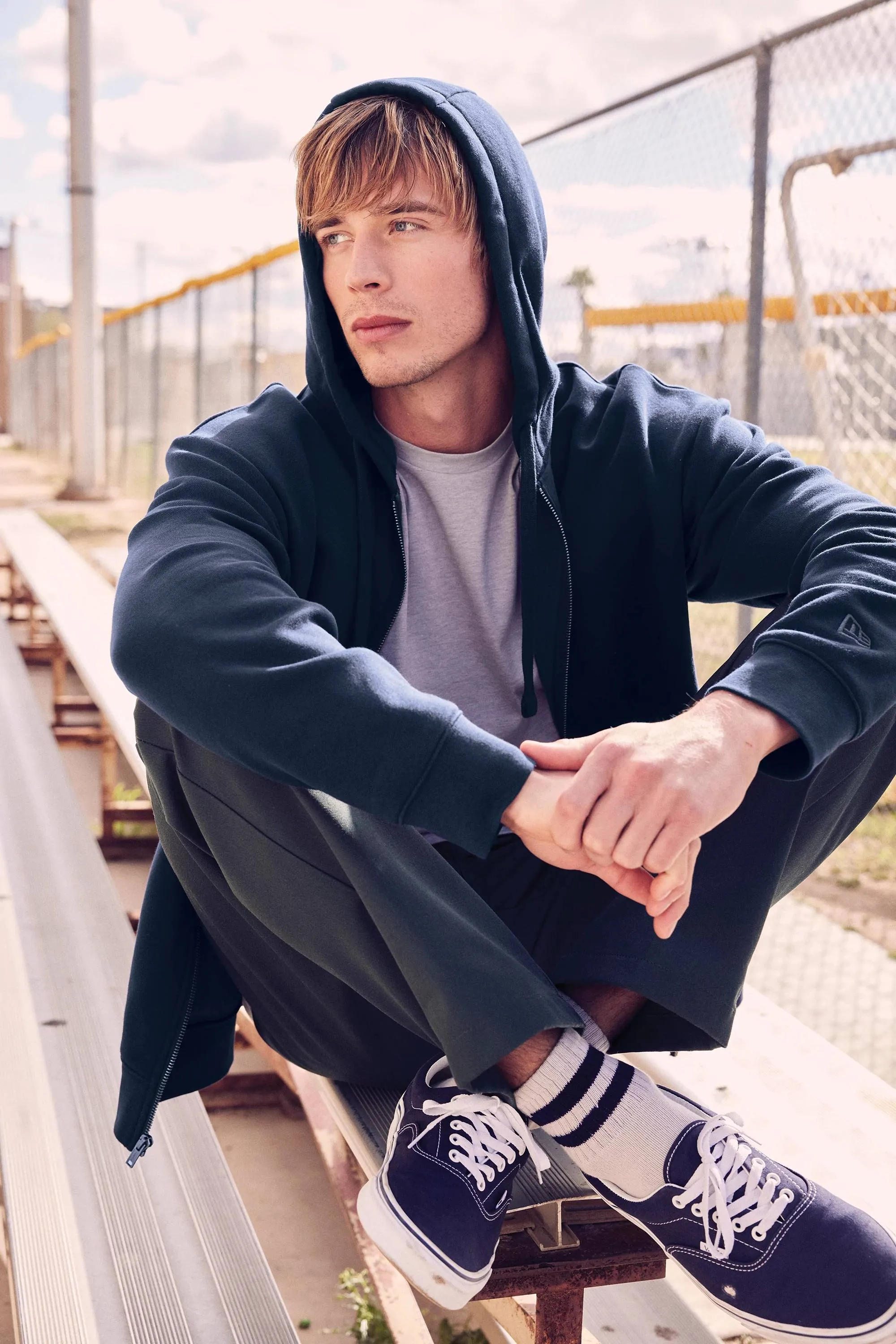 New Era Heritage Fleece Full-Zip Hoodie