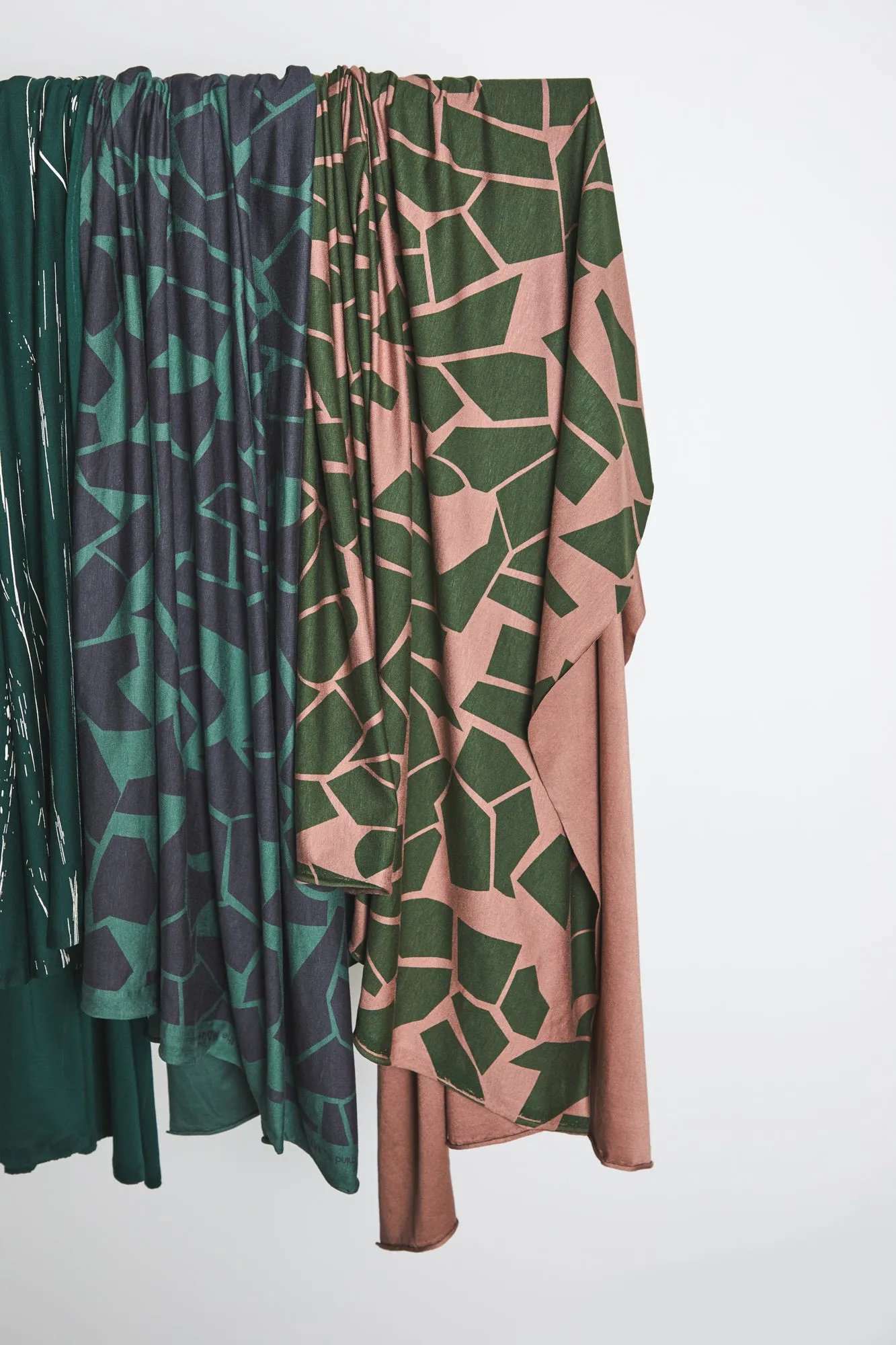 REMNANT 0.38 Metre - Mind The MAKER - Odd Puzzle Chalky Green ECOVERO™ Saja Viscose Jersey
