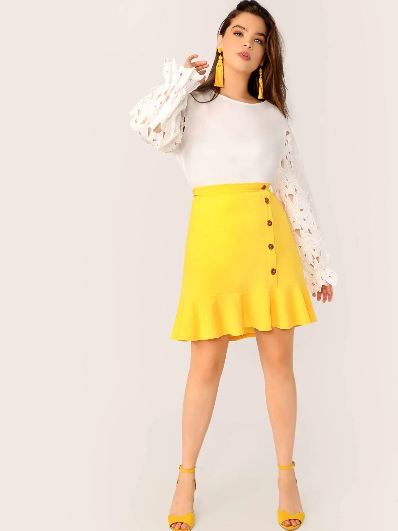 SHEIN Plus Neon Yellow Buttoned Front Ruffle Hem Skirt
