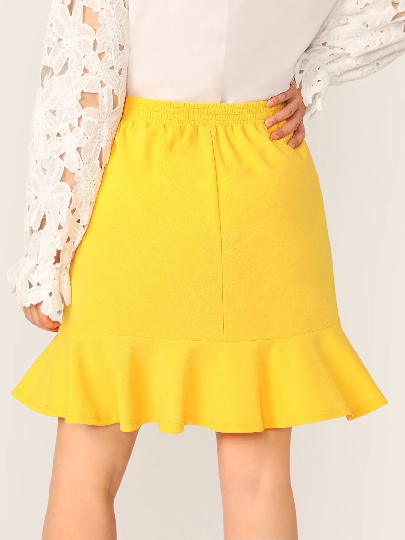 SHEIN Plus Neon Yellow Buttoned Front Ruffle Hem Skirt