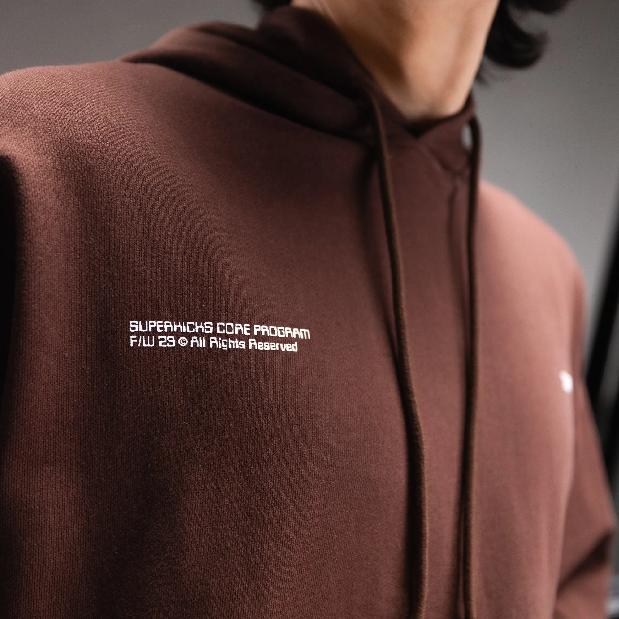 Superkicks | CORE 3.0 UNISEX HOODIE { BROWN